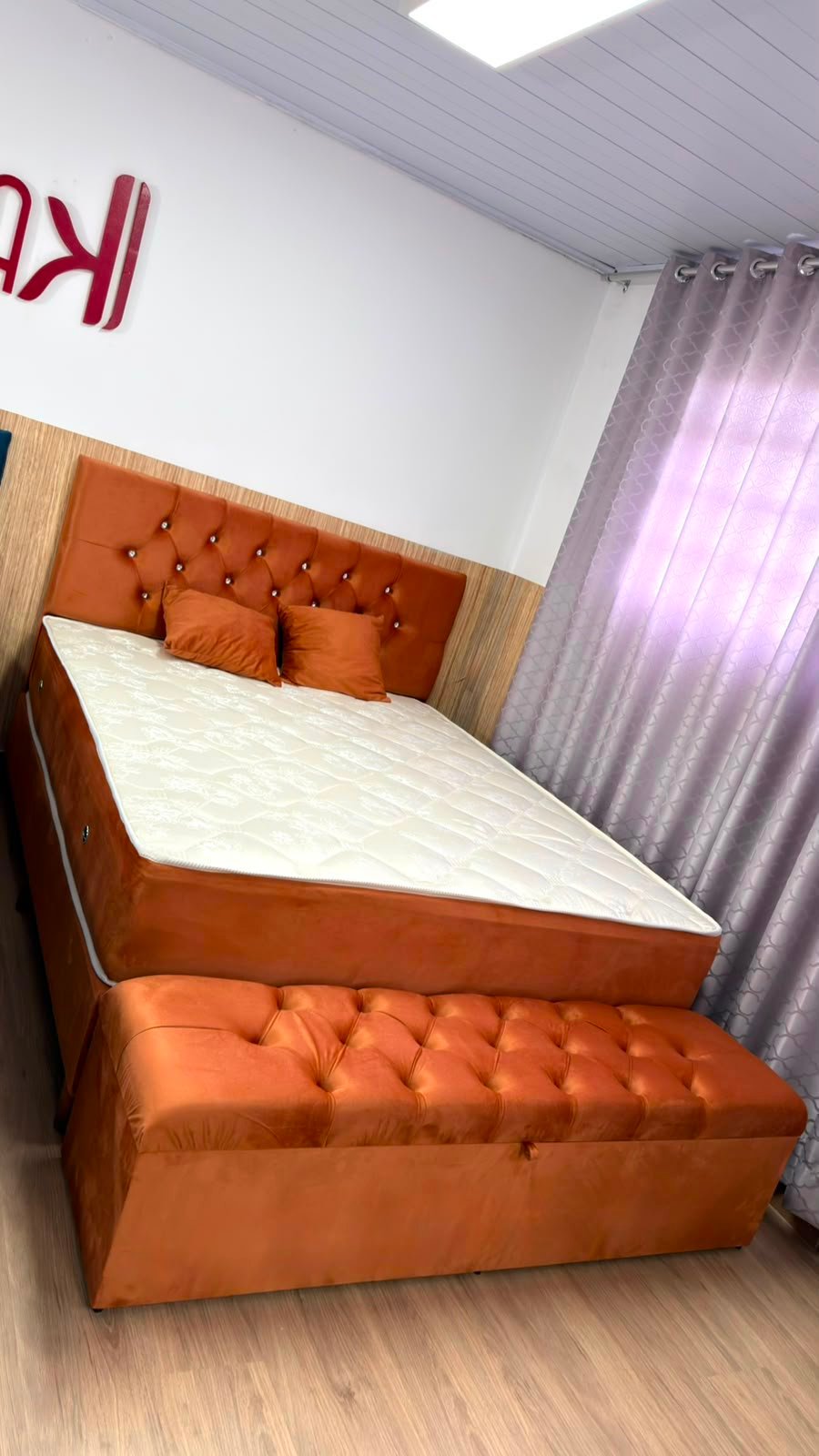 casal sem pillow top - terracota showroom com recamier