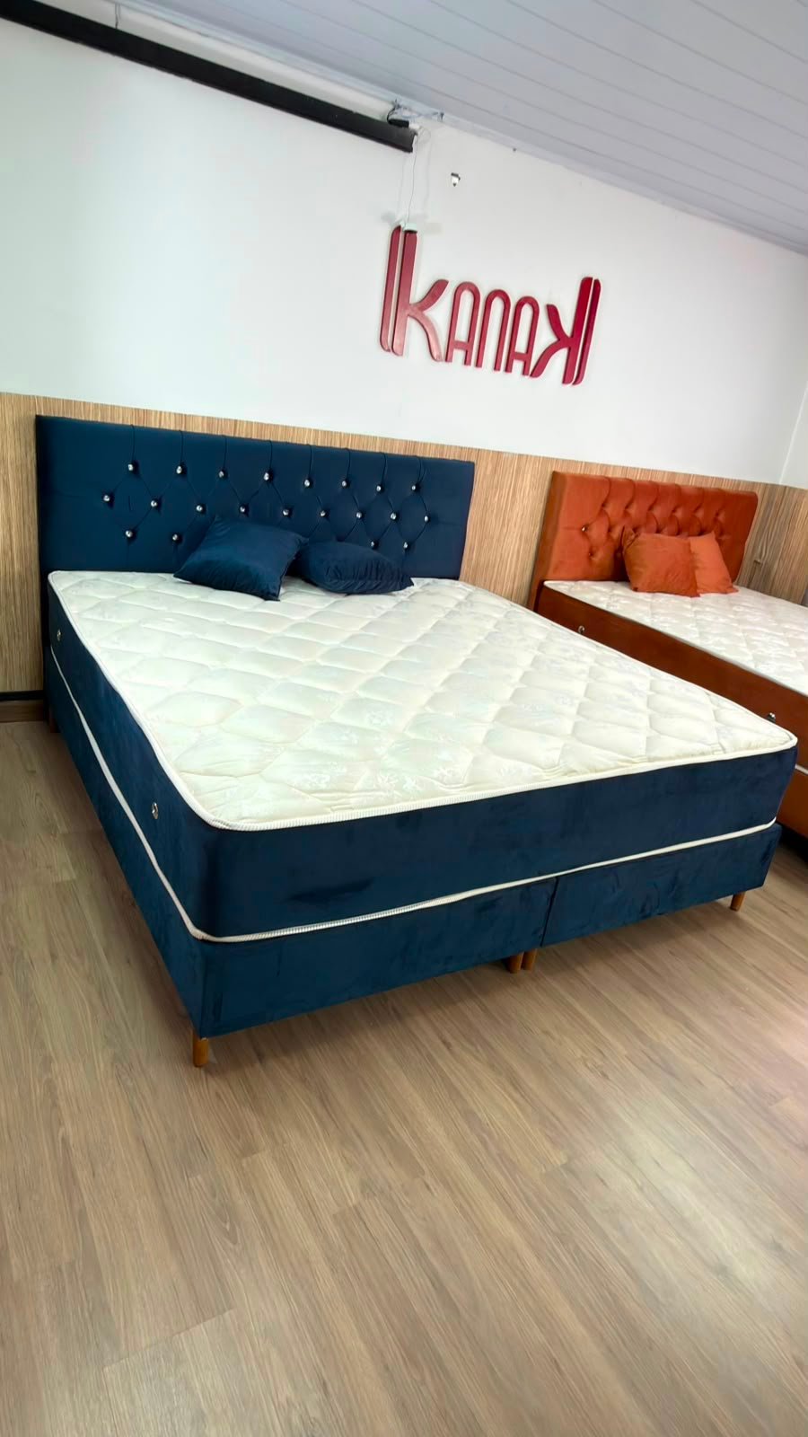 kingsize sem pillow top - azul showroom sem recamier